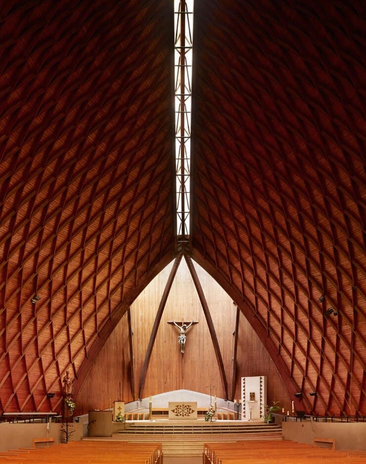 Building Large-Scale Religious Auditoriums in Nigeria: Design, Structure & Regulatory Needs